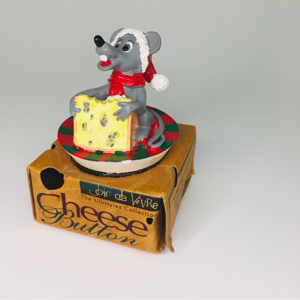 Christmas cheese button mouse MSC Montreal Canada